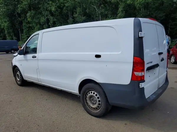 WD3PG3EA8J3419513 2018 MERCEDES-BENZ METRIS - Image 2