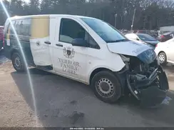 WD3PG3EA9J3464864 2018 MERCEDES-BENZ METRIS