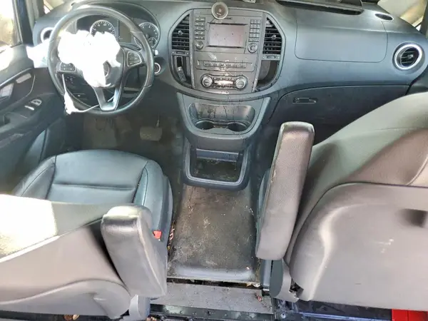 WD3PG3EA9J3494740 2018 MERCEDES-BENZ METRIS - Image 8