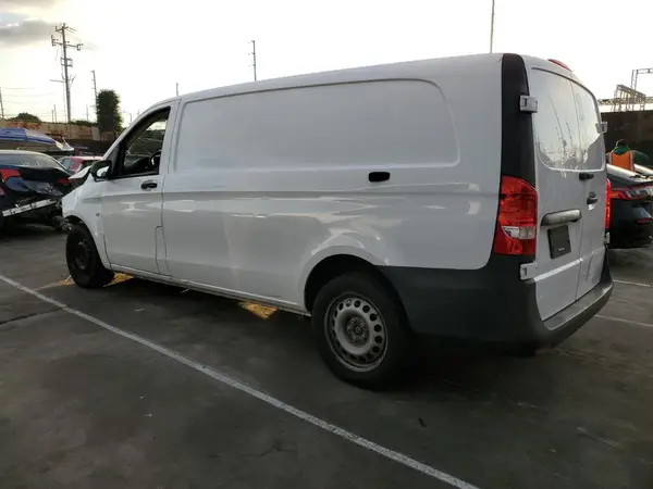 WD3PG3EA9L3653954 2020 MERCEDES-BENZ METRIS - Image 2