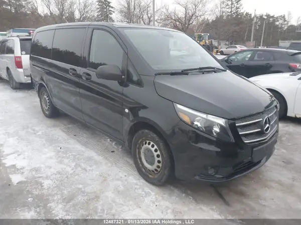 WD4BG2EE5J3438913 2018 MERCEDES-BENZ METRIS - Image 1