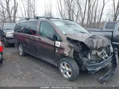 WD4BG2EE6J3429962 2018 MERCEDES-BENZ METRIS