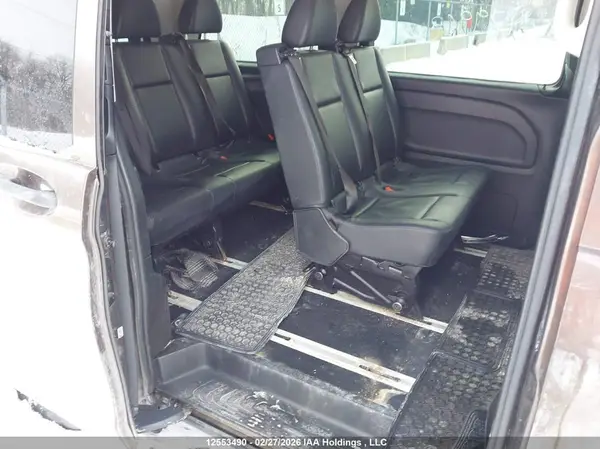 WD4BG2EE6J3429962 2018 MERCEDES-BENZ METRIS - Image 8