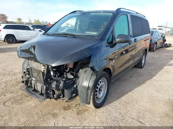 WD4PG2EE0G3096785 2016 MERCEDES-BENZ METRIS - Image 2