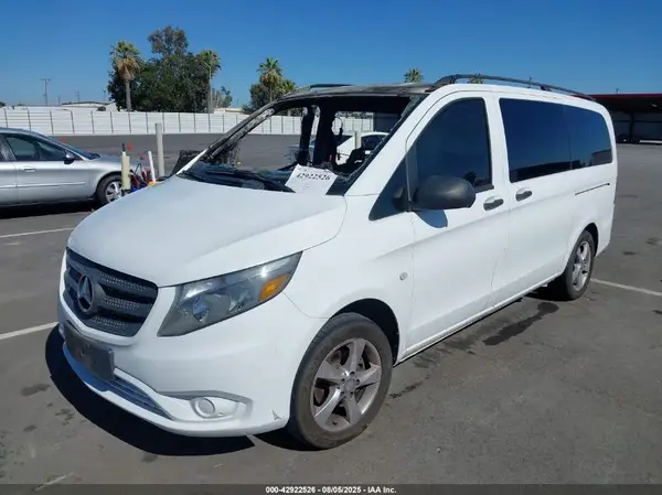 WD4PG2EE0G3107848 2016 MERCEDES-BENZ METRIS - Image 2
