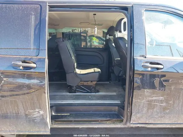 WD4PG2EE0H3266404 2017 MERCEDES-BENZ METRIS - Image 8