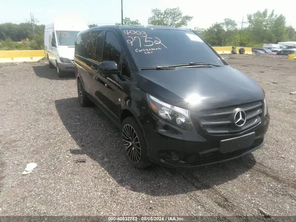 WD4PG2EE0J3386581 2018 MERCEDES-BENZ METRIS