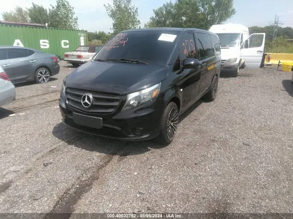 WD4PG2EE0J3386581 2018 MERCEDES-BENZ METRIS - Image 2