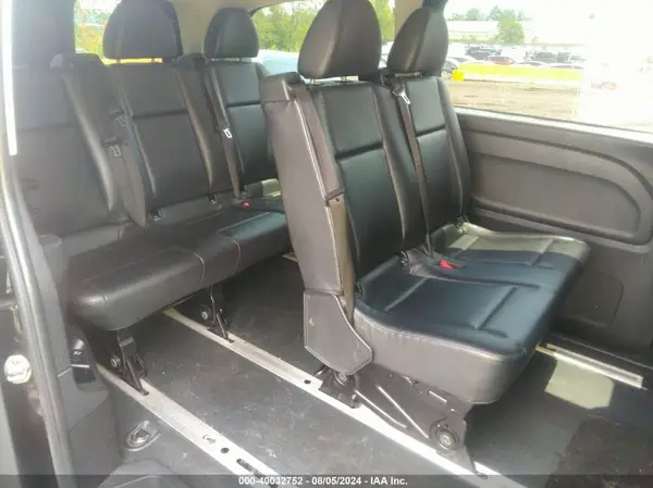 WD4PG2EE0J3386581 2018 MERCEDES-BENZ METRIS - Image 8