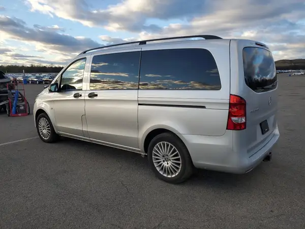 WD4PG2EE0K3536464 2019 MERCEDES-BENZ METRIS - Image 2