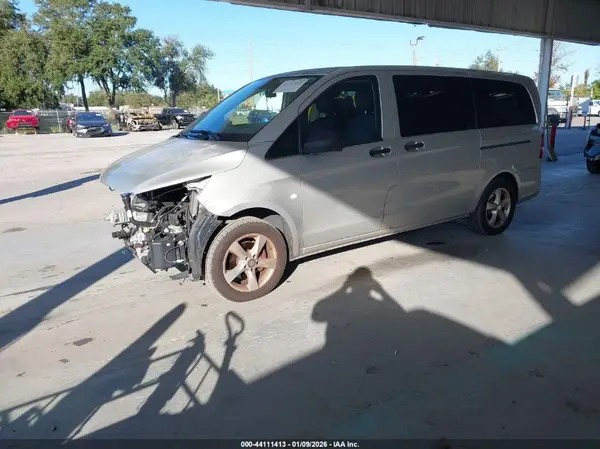 WD4PG2EE1G3104523 2016 MERCEDES-BENZ METRIS - Image 2