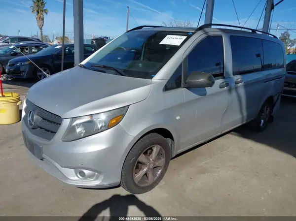 WD4PG2EE1G3111262 2016 MERCEDES-BENZ METRIS - Image 2