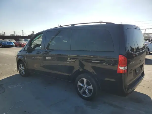 WD4PG2EE1H3269361 2017 MERCEDES-BENZ METRIS - Image 2