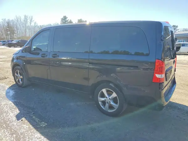 WD4PG2EE1H3310880 2017 MERCEDES-BENZ METRIS - Image 2