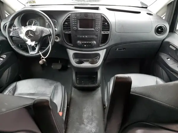 WD4PG2EE1J3363472 2018 MERCEDES-BENZ METRIS - Image 8