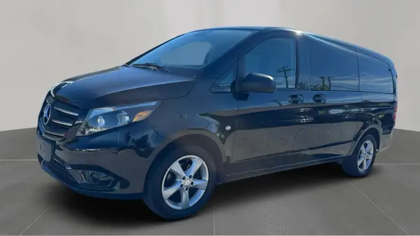 WD4PG2EE1J3398965 2018 MERCEDES-BENZ METRIS - Image 2