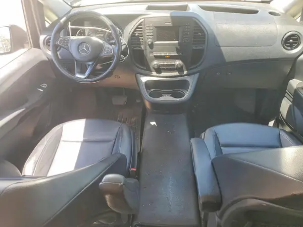 WD4PG2EE1J3455505 2018 MERCEDES-BENZ METRIS - Image 8