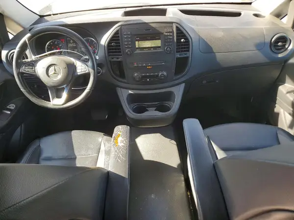 WD4PG2EE1J3466052 2018 MERCEDES-BENZ METRIS - Image 8