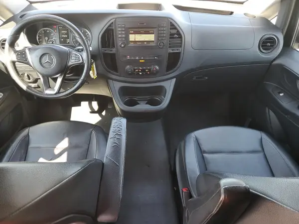 WD4PG2EE1J3490089 2018 MERCEDES-BENZ METRIS - Image 8