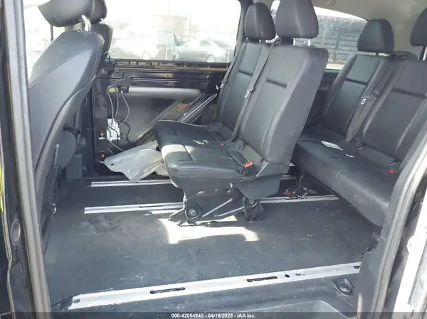 WD4PG2EE1K3519463 2019 MERCEDES-BENZ METRIS - Image 8