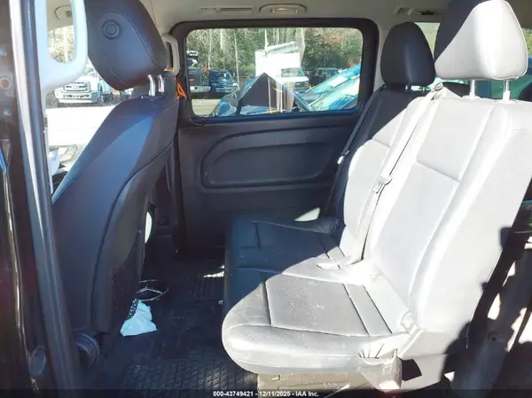WD4PG2EE2G3140401 2016 MERCEDES-BENZ METRIS - Image 8