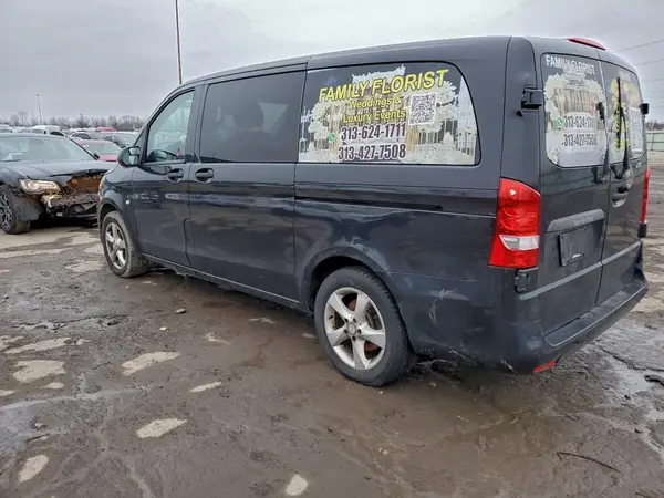 WD4PG2EE2H3337330 2017 MERCEDES-BENZ METRIS - Image 2