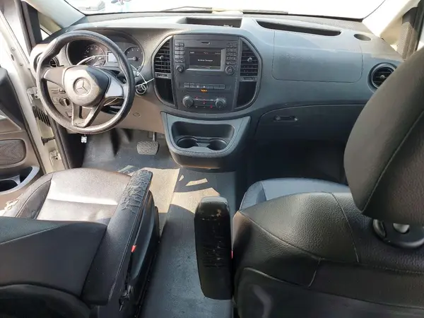 WD4PG2EE2J3375372 2018 MERCEDES-BENZ METRIS - Image 8