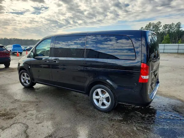 WD4PG2EE2J3406653 2018 MERCEDES-BENZ METRIS - Image 2