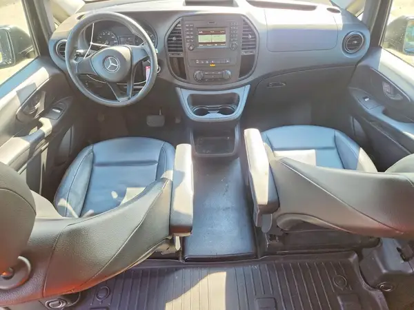 WD4PG2EE2J3406653 2018 MERCEDES-BENZ METRIS - Image 8