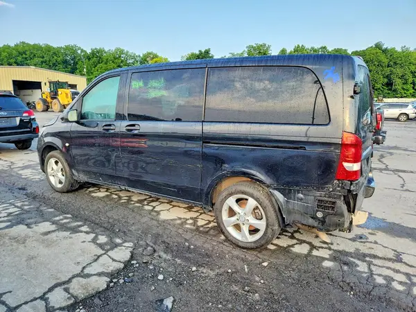 WD4PG2EE2J3407222 2018 MERCEDES-BENZ METRIS - Image 2