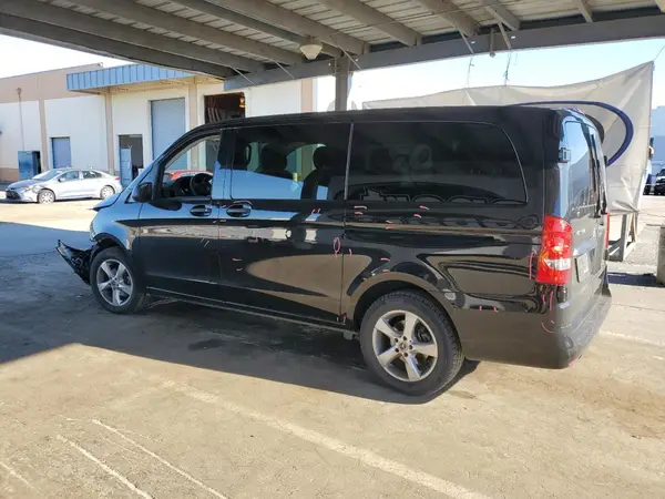 WD4PG2EE2J3419449 2018 MERCEDES-BENZ METRIS - Image 2