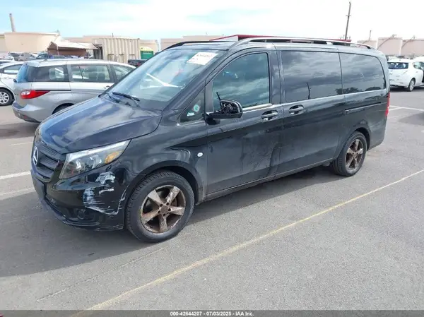WD4PG2EE2J3492577 2018 MERCEDES-BENZ METRIS - Image 2