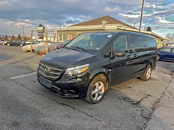WD4PG2EE2J3492935 2018 MERCEDES-BENZ METRIS - Image 2