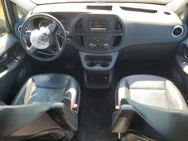WD4PG2EE3H3206679 2017 MERCEDES-BENZ METRIS - Image 8