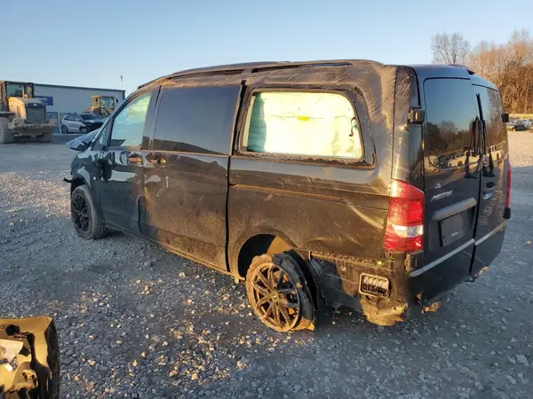 WD4PG2EE3J3348178 2018 MERCEDES-BENZ METRIS - Image 2