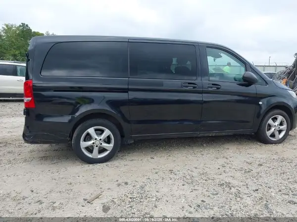2018 MERCEDES-BENZ METRIS IAAI lot 43020091 auction photo 6