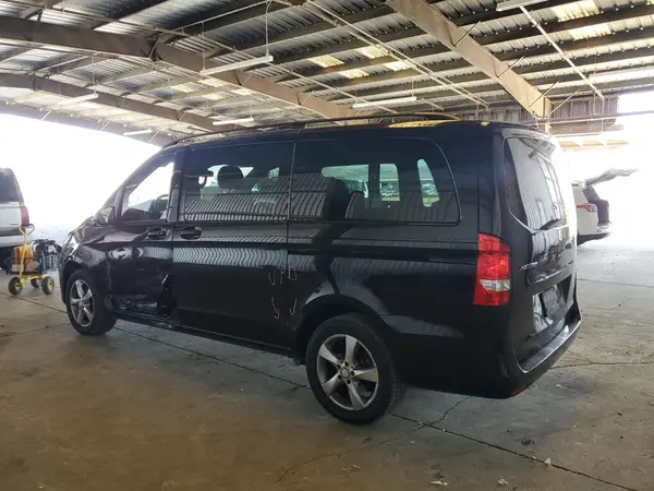 WD4PG2EE3J3381083 2018 MERCEDES-BENZ METRIS - Image 2