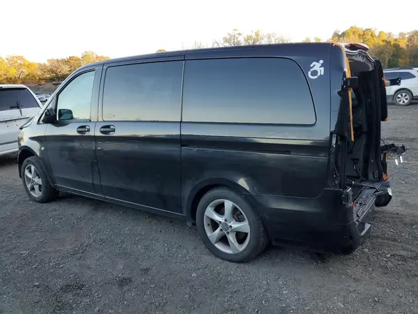 WD4PG2EE3J3492880 2018 MERCEDES-BENZ METRIS - Image 2