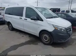 WD4PG2EE4G3097258 2016 MERCEDES-BENZ METRIS