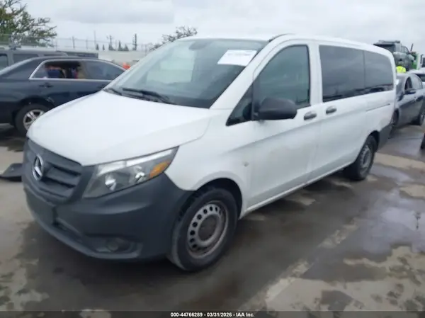 WD4PG2EE4G3097258 2016 MERCEDES-BENZ METRIS - Image 2