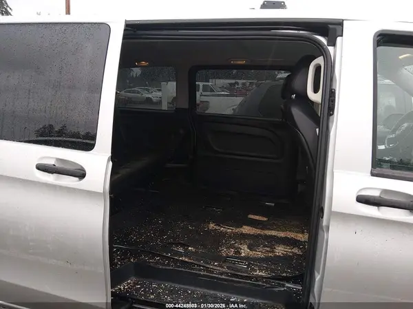 WD4PG2EE4G3102152 2016 MERCEDES-BENZ METRIS - Image 8