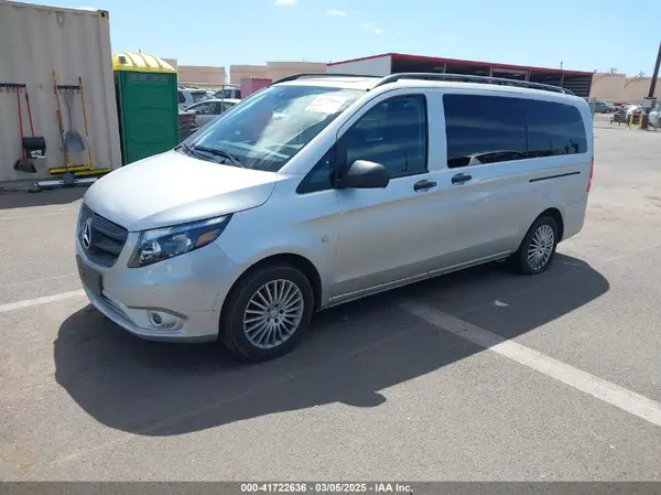 WD4PG2EE4H3227394 2017 MERCEDES-BENZ METRIS - Image 2