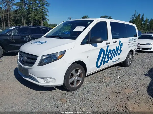 WD4PG2EE4H3300277 2017 MERCEDES-BENZ METRIS - Image 2