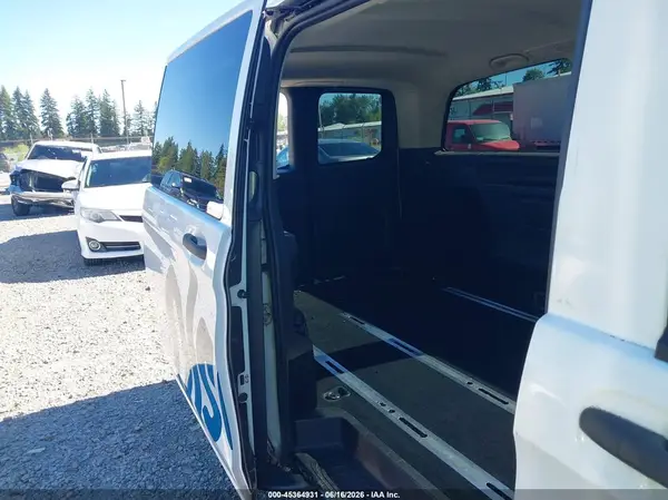 WD4PG2EE4H3300277 2017 MERCEDES-BENZ METRIS - Image 8