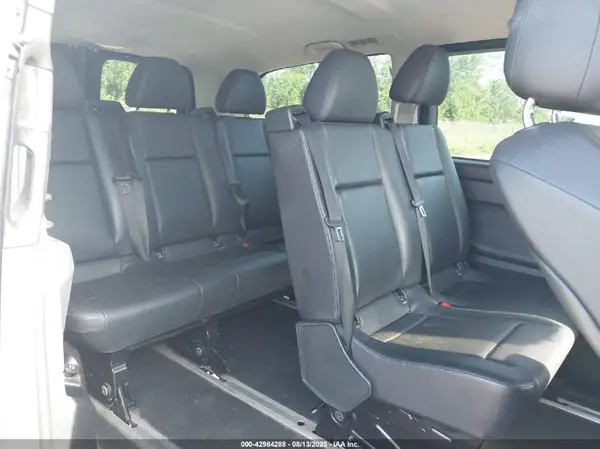 WD4PG2EE4H3313286 2017 MERCEDES-BENZ METRIS - Image 8