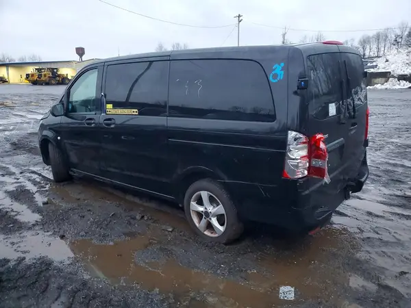 WD4PG2EE4J3428704 2018 MERCEDES-BENZ METRIS - Image 2
