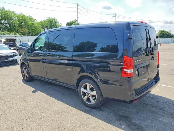WD4PG2EE4K3510885 2019 MERCEDES-BENZ METRIS - Image 2