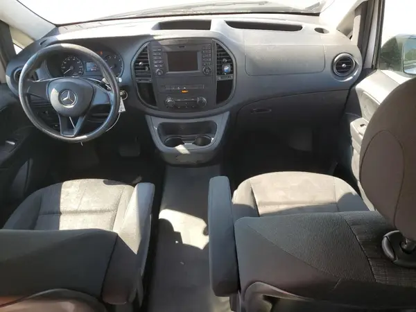 WD4PG2EE4K3513477 2019 MERCEDES-BENZ METRIS - Image 8