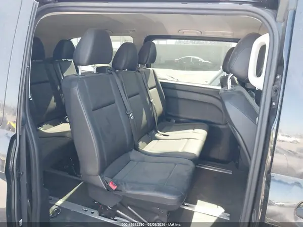 WD4PG2EE4K3518985 2019 MERCEDES-BENZ METRIS - Image 8