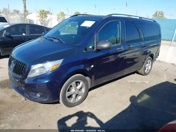 WD4PG2EE5G3089069 2016 MERCEDES-BENZ METRIS - Image 2